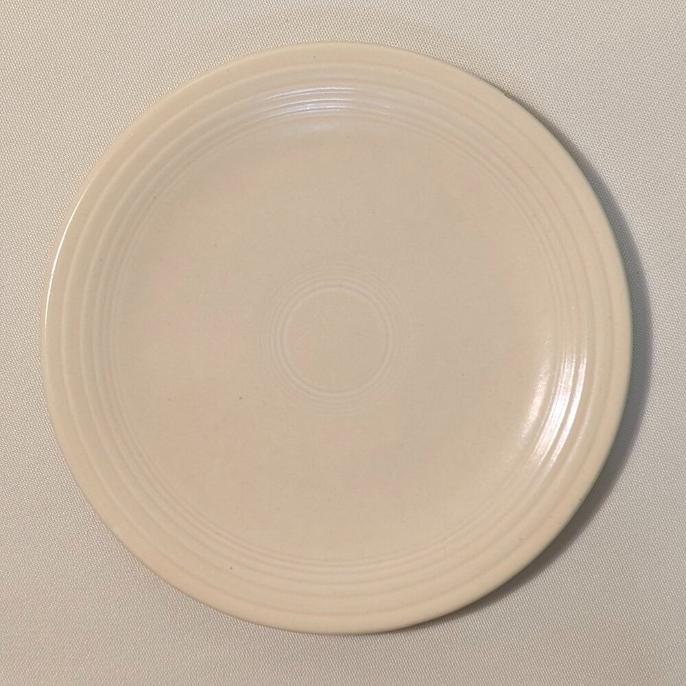 Vintage Fiesta Original Ivory 6" Bread and Butter Plate, Homer Laughlin 1936-51